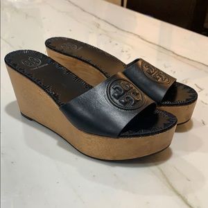 Tory Burch Womens Black Sandals